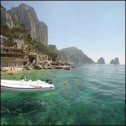 Capri - Marina Piccola con i Faraglioni 