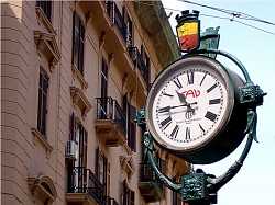 Orologio in via dei Mille