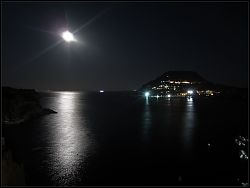 Bacoli - Luna piena a Capo Miseno