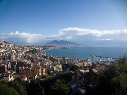 Napoli - veduta del golfo con il Vesuvio