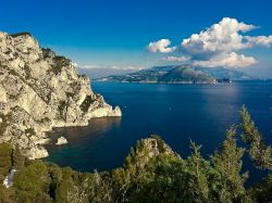 Punta della Campanella vista da Capri 