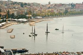 America's Cup Napoli - Il villaggio con i catamarani