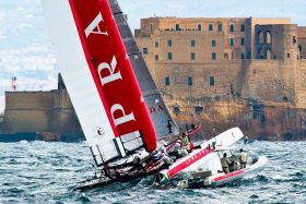 America's Cup Napoli - Luna Rossa prima della partenza