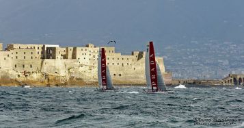 America's Cup Napoli - Le due barche di Prada davanti a Castel dell'Ovo