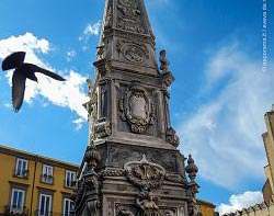 Napoli - La Guglia di Piazza San Domenico Maggiore